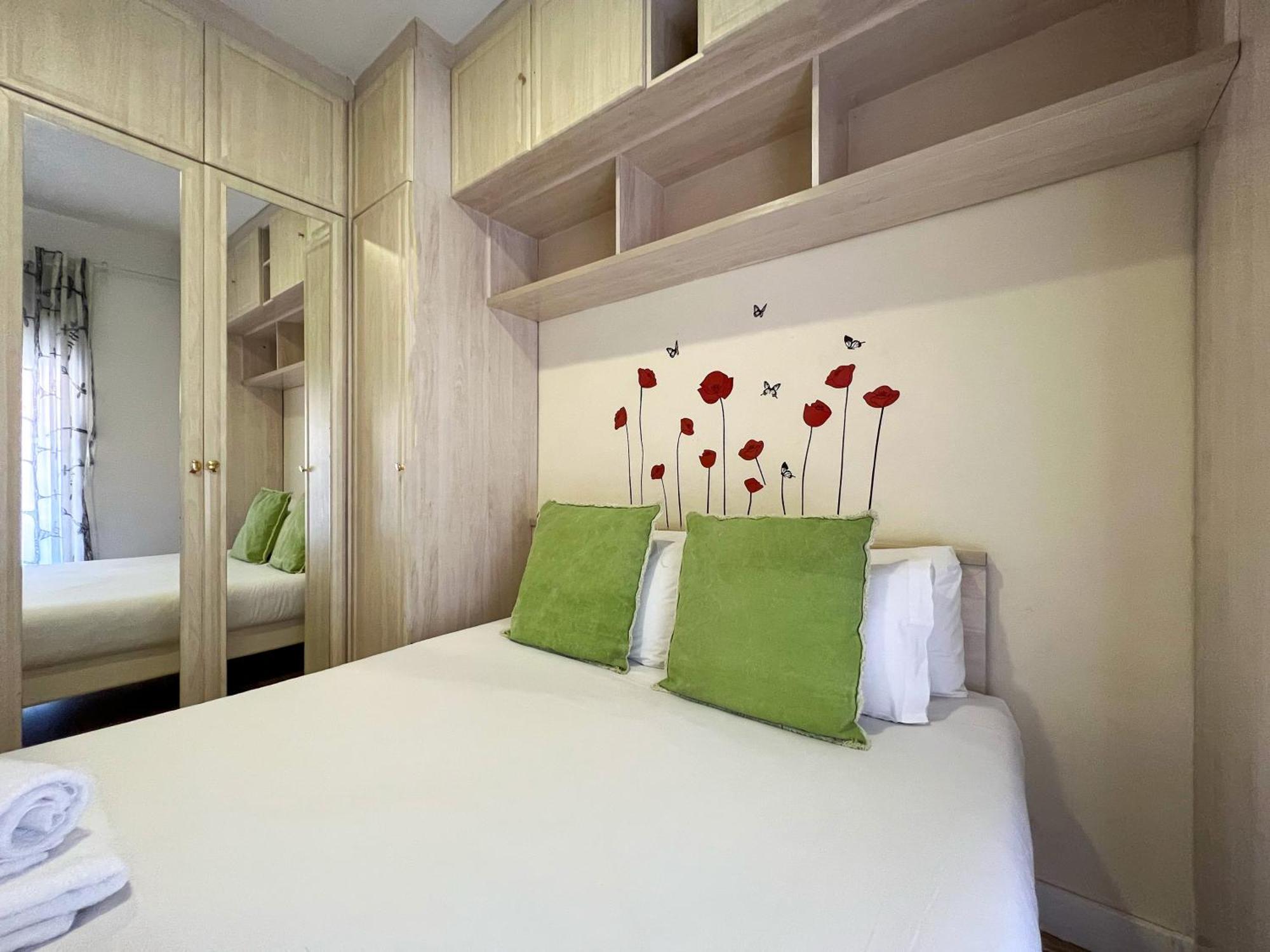 Stay U-Nique Apartments Sardenya II Barselona Dış mekan fotoğraf