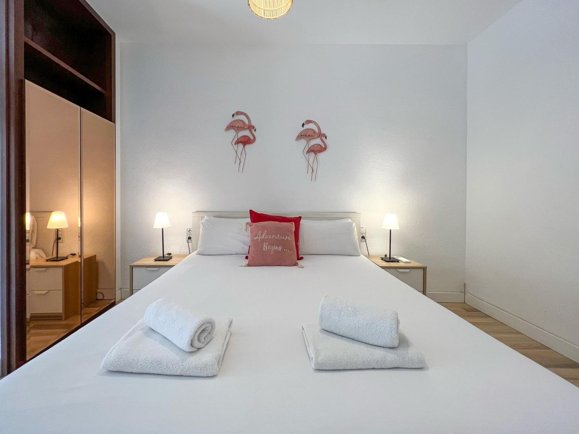 Stay U-Nique Apartments Sardenya II Barselona Dış mekan fotoğraf